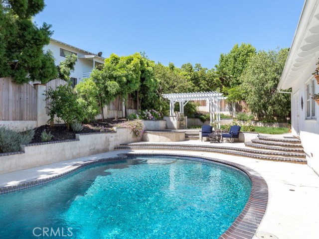 8 Hitching Post Drive, Rolling Hills Estates, California 90274, 4 Bedrooms Bedrooms, ,3 BathroomsBathrooms,Residential,Sold,Hitching Post,PV19180515