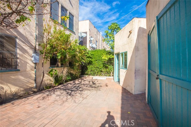  Income Home for Sale in Los Angeles, California