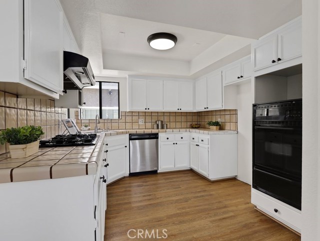 2228 Dufour Avenue, Redondo Beach, California 90278, 3 Bedrooms Bedrooms, ,3 BathroomsBathrooms,Residential,Sold,Dufour,PW20092317