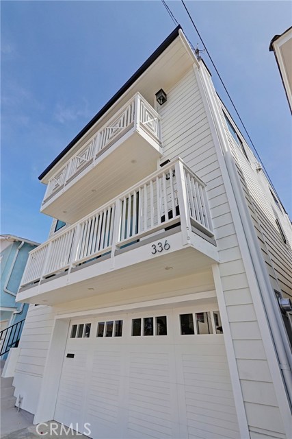 336 34th Street, Hermosa Beach, California 90254, 3 Bedrooms Bedrooms, ,2 BathroomsBathrooms,Residential,Sold,34th,SB18074846