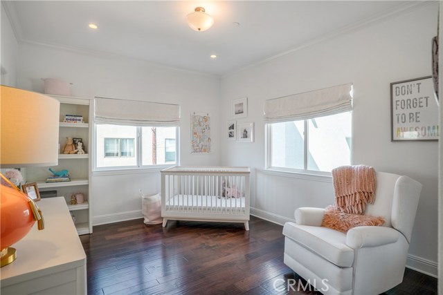 213 Seaview Street, Manhattan Beach, California 90266, 4 Bedrooms Bedrooms, ,3 BathroomsBathrooms,Residential,Sold,Seaview,SB19227675