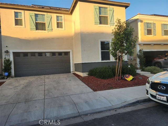 feature listing property photo