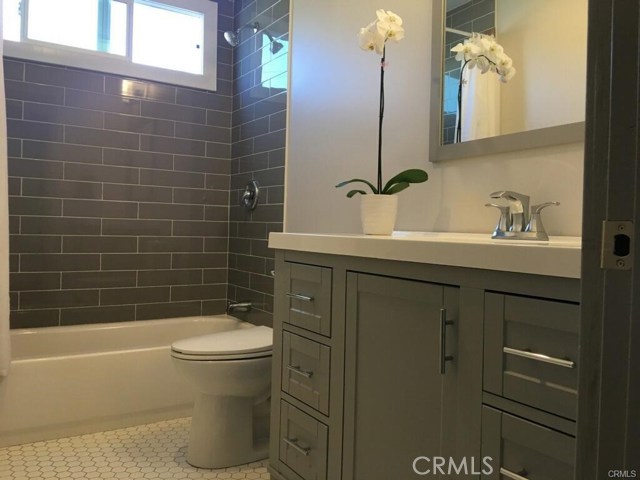 312 W Manchester Ave, Playa del Rey, CA 90293 photo 18