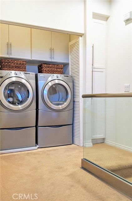 2 Bed Home for Sale in Hawthorne, California