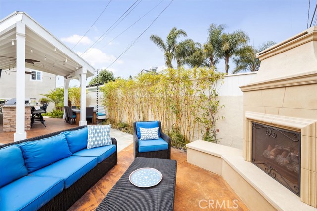 804 Juanita Avenue, Redondo Beach, California 90277, 4 Bedrooms Bedrooms, ,3 BathroomsBathrooms,Residential,Sold,Juanita,SB20123579