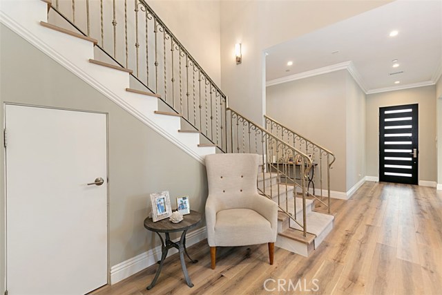 1934 Robinson Street, Redondo Beach, California 90278, 5 Bedrooms Bedrooms, ,4 BathroomsBathrooms,Residential,Sold,Robinson,OC19044344