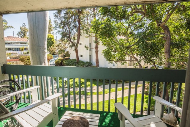 816 Camino Real, Redondo Beach, California 90277, 2 Bedrooms Bedrooms, ,2 BathroomsBathrooms,Residential,Sold,Camino Real,SB17064345