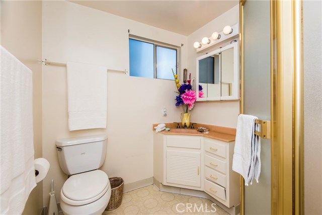 724 13th Street, Manhattan Beach, California 90266, 4 Bedrooms Bedrooms, ,2 BathroomsBathrooms,Residential,Sold,13th,SB17253786