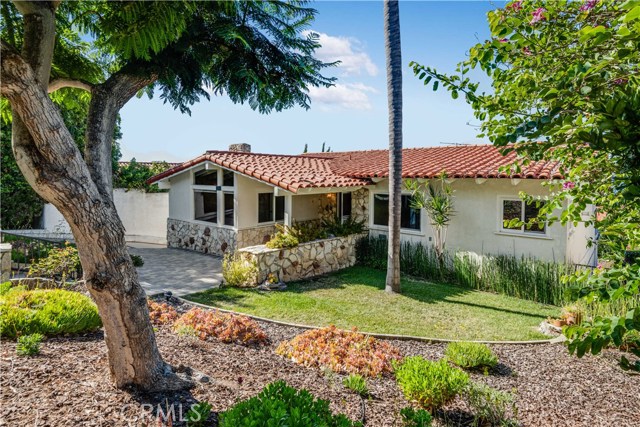 441 Via Almar, Palos Verdes Estates, California 90274, 4 Bedrooms Bedrooms, ,3 BathroomsBathrooms,Residential,Sold,Via Almar,PV20027354