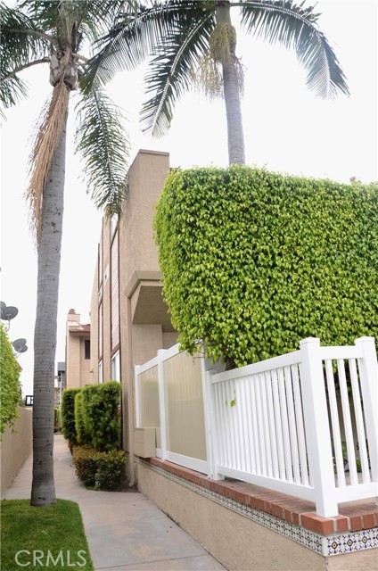 2504 Grant Avenue, Redondo Beach, California 90278, 3 Bedrooms Bedrooms, ,3 BathroomsBathrooms,Residential,Sold,Grant,SB20101908
