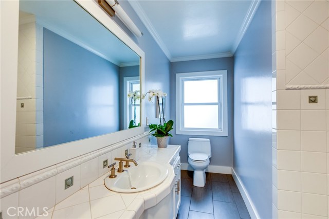 2416 Elm Avenue, Manhattan Beach, California 90266, 4 Bedrooms Bedrooms, ,2 BathroomsBathrooms,Residential,Sold,Elm,SB19275935