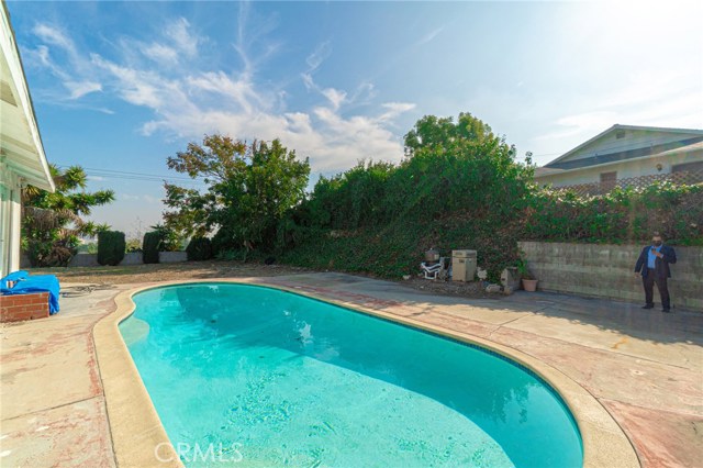 27818 Saddle Road, Rolling Hills Estates, California 90274, 4 Bedrooms Bedrooms, ,3 BathroomsBathrooms,Residential,Sold,Saddle,SB21004427