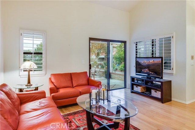 27 Coronado Court, Manhattan Beach, California 90266, 2 Bedrooms Bedrooms, ,3 BathroomsBathrooms,Residential,Sold,Coronado,PV18241500