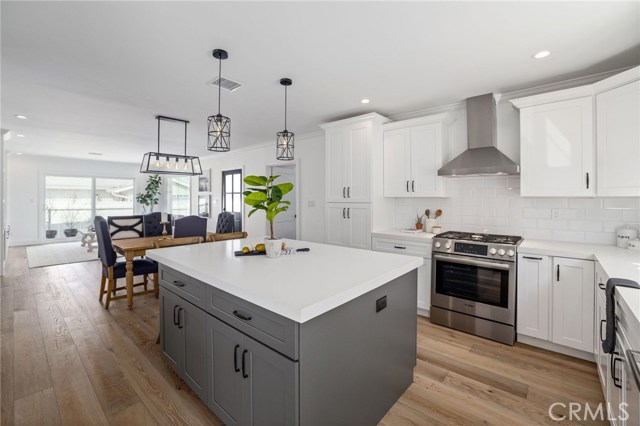 2420 Robinson Street, Redondo Beach, California 90278, 3 Bedrooms Bedrooms, ,1 BathroomBathrooms,Residential,Sold,Robinson,SB20208092