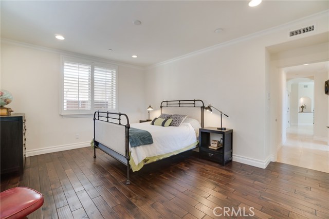 523 Lucia Avenue, Redondo Beach, California 90277, 4 Bedrooms Bedrooms, ,4 BathroomsBathrooms,Residential,Sold,Lucia,SB18107148