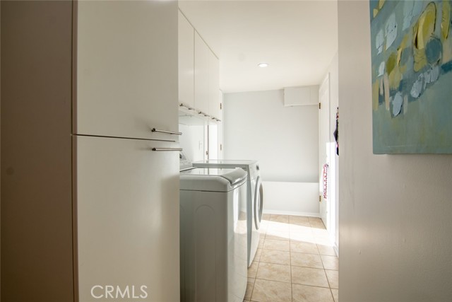 706 Serpentine Street, Redondo Beach, California 90277, 4 Bedrooms Bedrooms, ,2 BathroomsBathrooms,Residential,Sold,Serpentine,SB21039323