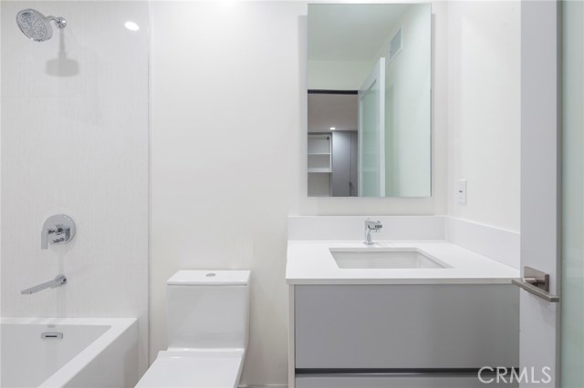 228 Helberta Avenue, Redondo Beach, California 90277, 4 Bedrooms Bedrooms, ,4 BathroomsBathrooms,Residential,Sold,Helberta,PV18015673