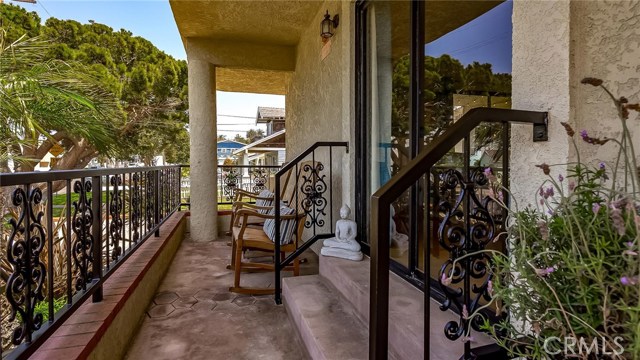 518 Guadalupe Avenue, Redondo Beach, California 90277, 2 Bedrooms Bedrooms, ,1 BathroomBathrooms,Residential,Sold,Guadalupe,SB19092021