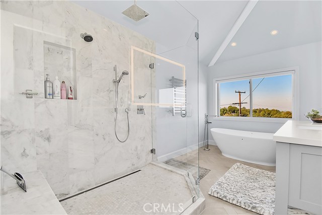 32 Harbor Sight Drive, Rolling Hills Estates, California 90274, 6 Bedrooms Bedrooms, ,2 BathroomsBathrooms,Residential,Sold,Harbor Sight,PV20212082