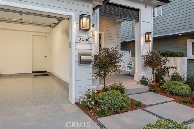 2400 John Street, Manhattan Beach, California 90266, 5 Bedrooms Bedrooms, ,2 BathroomsBathrooms,Residential,Sold,John,SB19208383