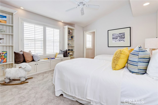 400 3rd Street, Manhattan Beach, California 90266, 4 Bedrooms Bedrooms, ,3 BathroomsBathrooms,Residential,Sold,3rd,SB19135797