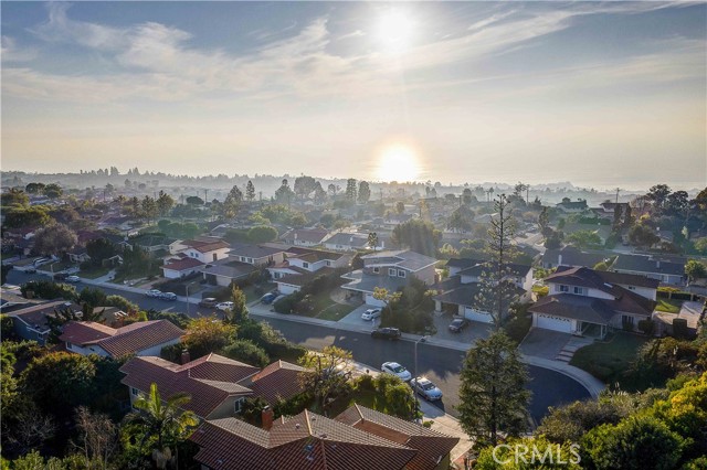 28522 Leacrest Drive, Rancho Palos Verdes, California 90275, 5 Bedrooms Bedrooms, ,3 BathroomsBathrooms,Residential,Sold,Leacrest,SB21094398
