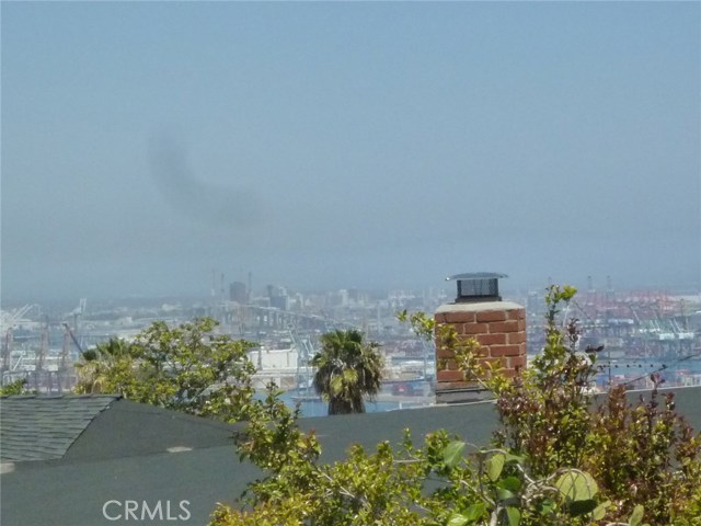 I'll try to take more pictures on a clearer day.  It was hazy the afternoon that I took this photo.