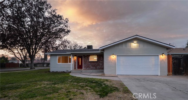 Detail Gallery Image 1 of 1 For 3233 Shamrock Ave, Merced,  CA 95340 - 3 Beds | 2 Baths