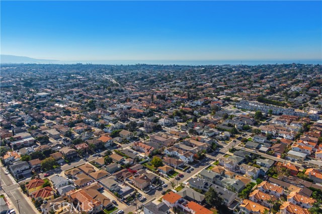 2012 Plant Avenue, Redondo Beach, California 90278, ,Residential Income,Sold,Plant,SB20003500