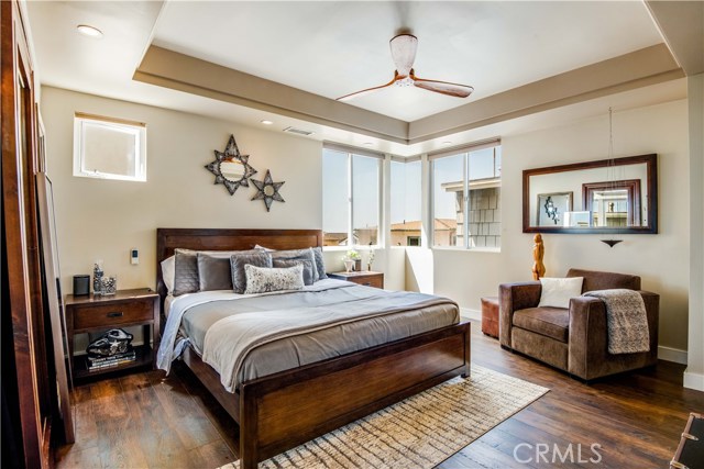 228 33rd Street, Manhattan Beach, California 90266, 3 Bedrooms Bedrooms, ,1 BathroomBathrooms,Residential,Sold,33rd,SB19198538