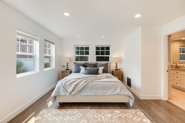 3528 Maple Avenue, Manhattan Beach, California 90266, 3 Bedrooms Bedrooms, ,2 BathroomsBathrooms,Residential,Sold,Maple,SB20187420