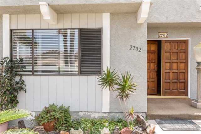 2702 Nelson Avenue, Redondo Beach, California 90278, 2 Bedrooms Bedrooms, ,1 BathroomBathrooms,Residential,Sold,Nelson,SB19188845