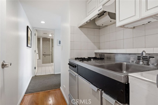 Separate Guest suite with kitchenette