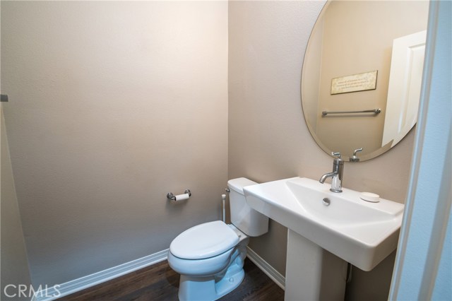 2 Bed Home for Sale in Hawthorne, California