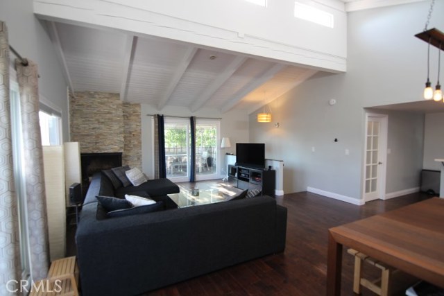 2200 Mathews Avenue, Redondo Beach, California 90278, 3 Bedrooms Bedrooms, ,2 BathroomsBathrooms,Residential,Sold,Mathews,SB17088942