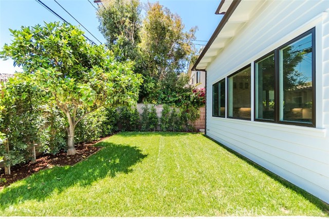 2200 Harkness Street, Manhattan Beach, California 90266, 5 Bedrooms Bedrooms, ,4 BathroomsBathrooms,Residential,Sold,Harkness,SB18090113
