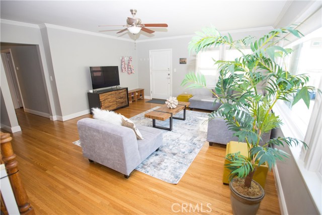 1520 Bayview, Hermosa Beach, California 90254, 3 Bedrooms Bedrooms, ,2 BathroomsBathrooms,Residential,Sold,Bayview,SB19028749