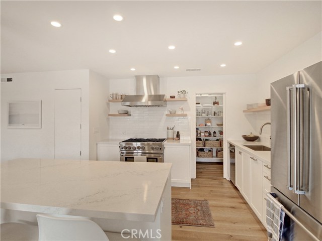 1920 Voorhees Avenue, Redondo Beach, California 90278, 3 Bedrooms Bedrooms, ,3 BathroomsBathrooms,Residential,Sold,Voorhees,SB20104389
