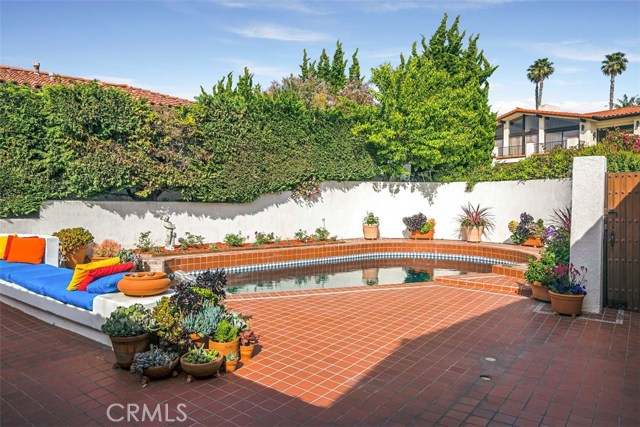 1425 Via Zumaya, Palos Verdes Estates, California 90274, 5 Bedrooms Bedrooms, ,3 BathroomsBathrooms,Residential,Sold,Via Zumaya,PV17070870