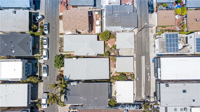 461 28th Street, Manhattan Beach, California 90266, 3 Bedrooms Bedrooms, ,2 BathroomsBathrooms,Residential,Sold,28th,SB21112452