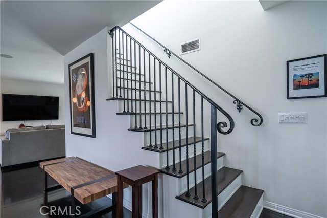 1944 Ardmore Avenue, Manhattan Beach, California 90266, 3 Bedrooms Bedrooms, ,2 BathroomsBathrooms,Residential,Sold,Ardmore,SB20111150