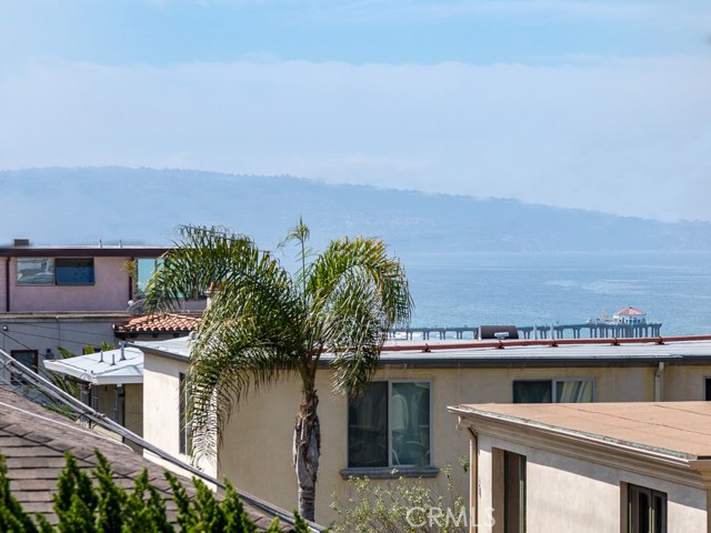 2816 Crest Drive, Manhattan Beach, California 90266, 3 Bedrooms Bedrooms, ,2 BathroomsBathrooms,Residential,Sold,Crest,SB18126407