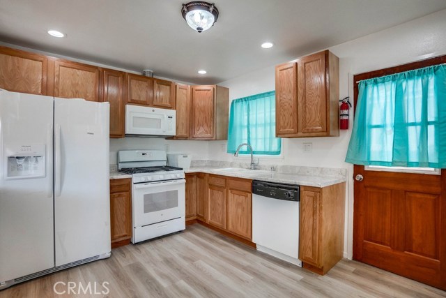 1909 Voorhees Avenue, Redondo Beach, California 90278, 3 Bedrooms Bedrooms, ,2 BathroomsBathrooms,Residential,Sold,Voorhees,OC20201159