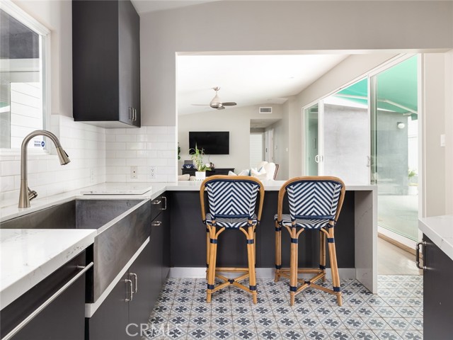 2204 Ardmore Avenue, Manhattan Beach, California 90266, 3 Bedrooms Bedrooms, ,2 BathroomsBathrooms,Residential,Sold,Ardmore,SB21089811