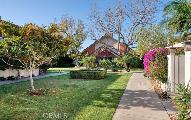 2 Bed Home for Sale in Culver City, California