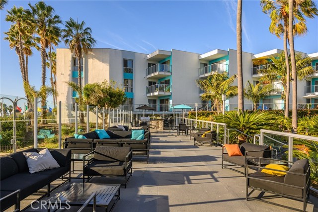 Ocean Club BBQ & Lounge Area