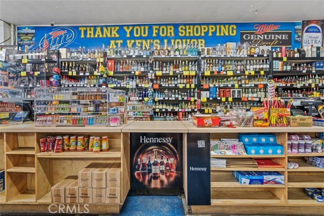 8404 8th, 90305, ,Commercial,For Sale,8th,DW20224505