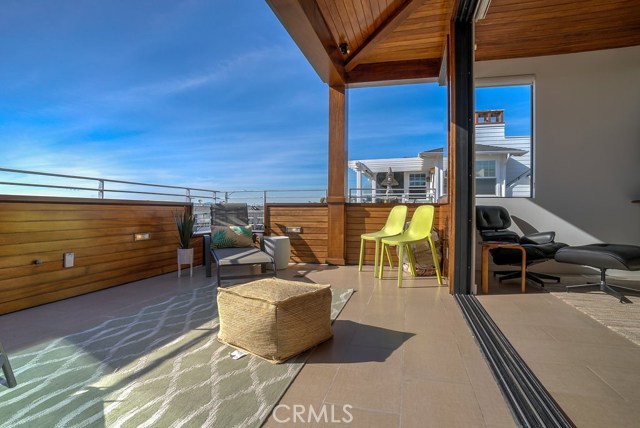 1504 Monterey, Hermosa Beach, California 90254, 3 Bedrooms Bedrooms, ,3 BathroomsBathrooms,Residential,Sold,Monterey,SB18059436
