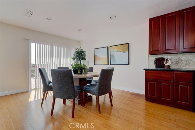 438 Prospect Avenue, Redondo Beach, California 90277, 4 Bedrooms Bedrooms, ,2 BathroomsBathrooms,Residential,Sold,Prospect,SB18153937