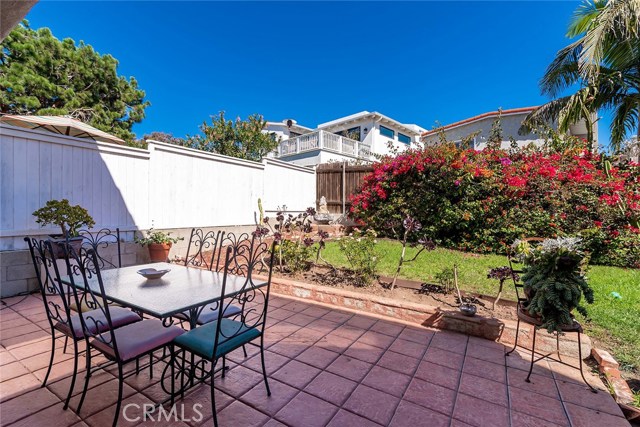 1520 Golden Avenue, Hermosa Beach, California 90254, 3 Bedrooms Bedrooms, ,1 BathroomBathrooms,Residential,Sold,Golden,SB19007801